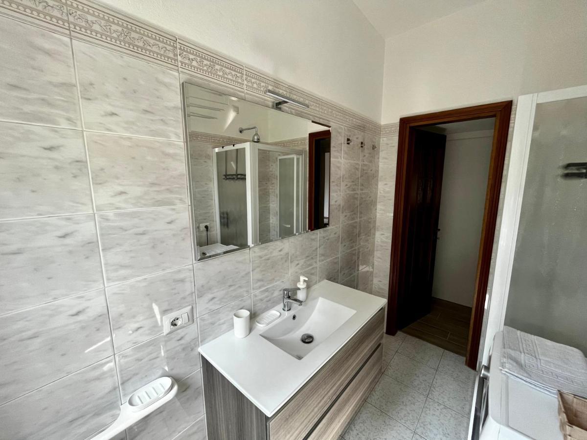 The Bright Place: Wide And Modern Condo Apartment In Milano Exteriör bild